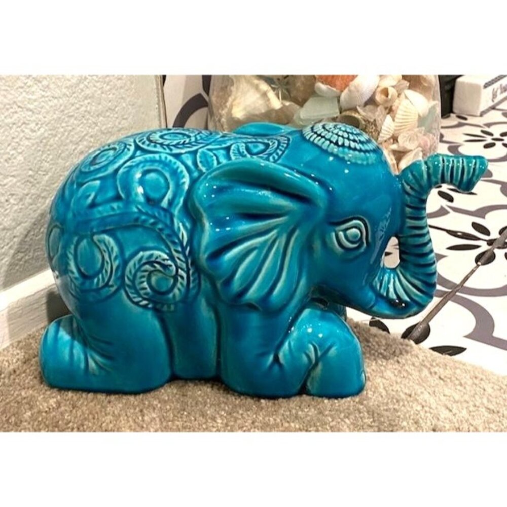 Urban Trends Ceramic Laying Turquoise  Elephant Trunk Up Good Luck